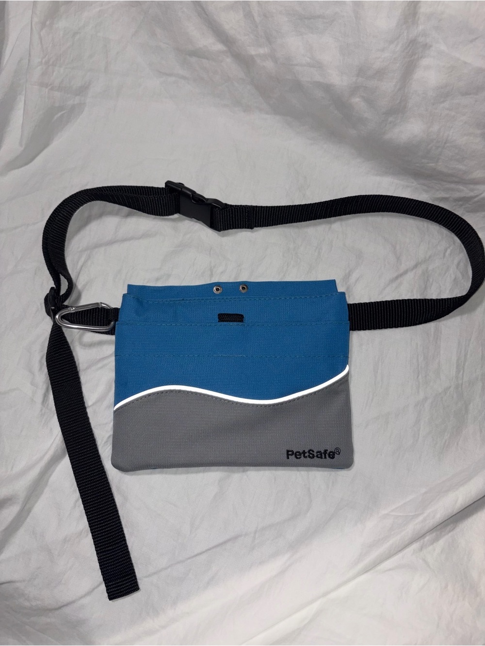 NWOT petsafe Treat Pouch Sport